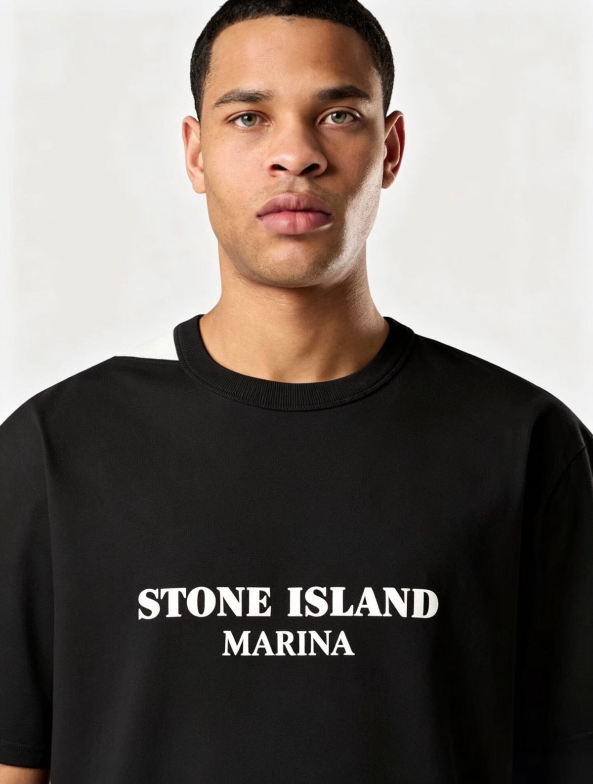 T-shirt Stone Island noir et blanc