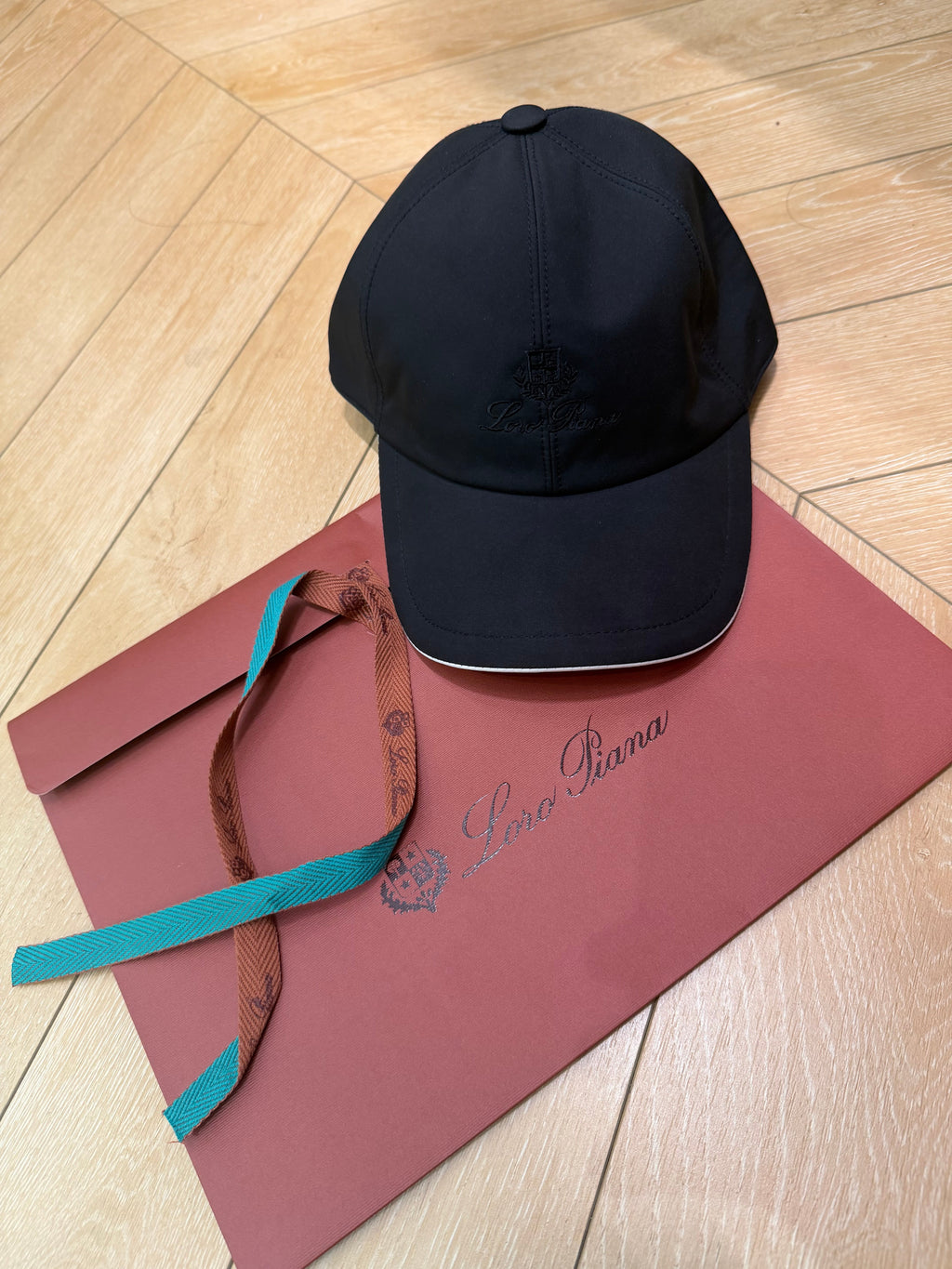 Casquette loro piana full qualité noir