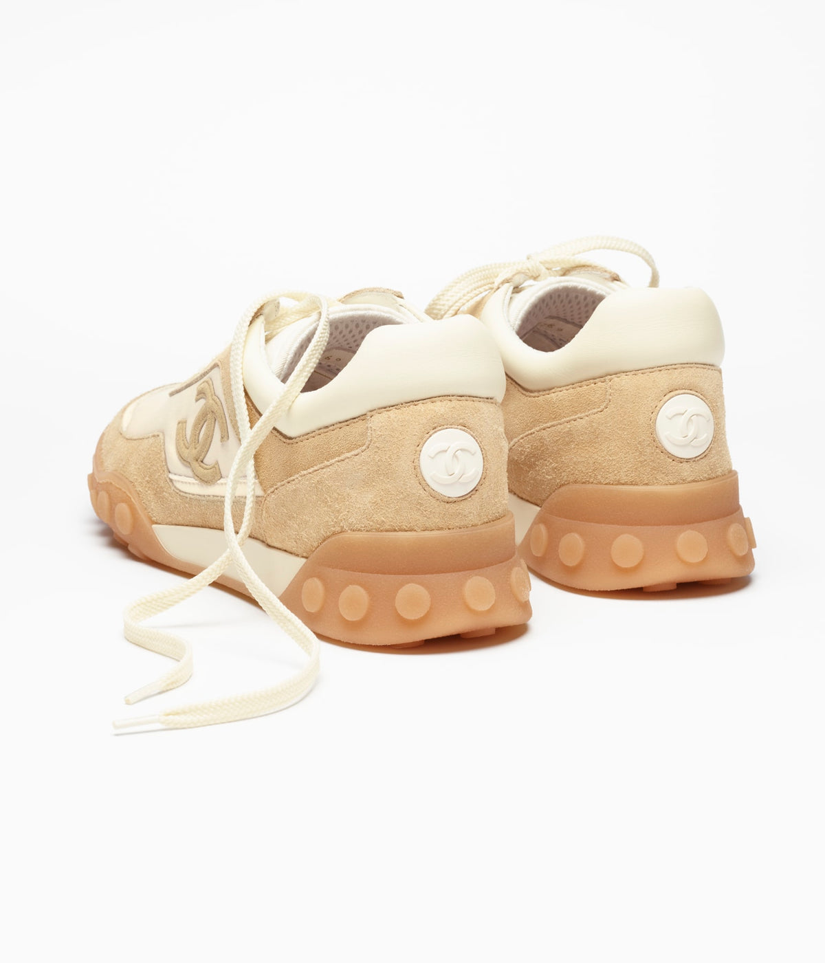 Chanel CC Sneakers Ivoire & Beige — packshot officiel Chanel