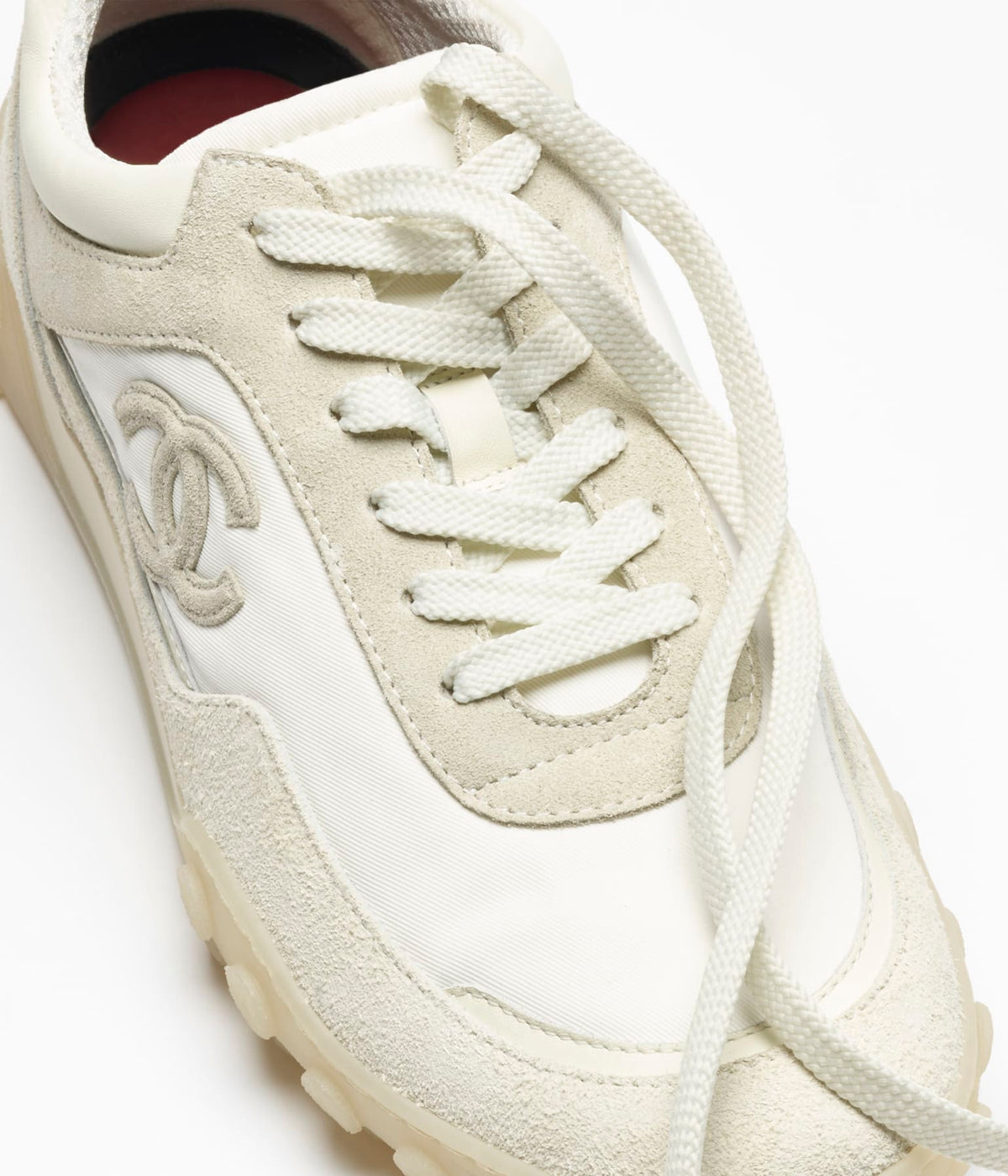 Chanel CC Sneakers Ivoire — packshot officiel Chanel