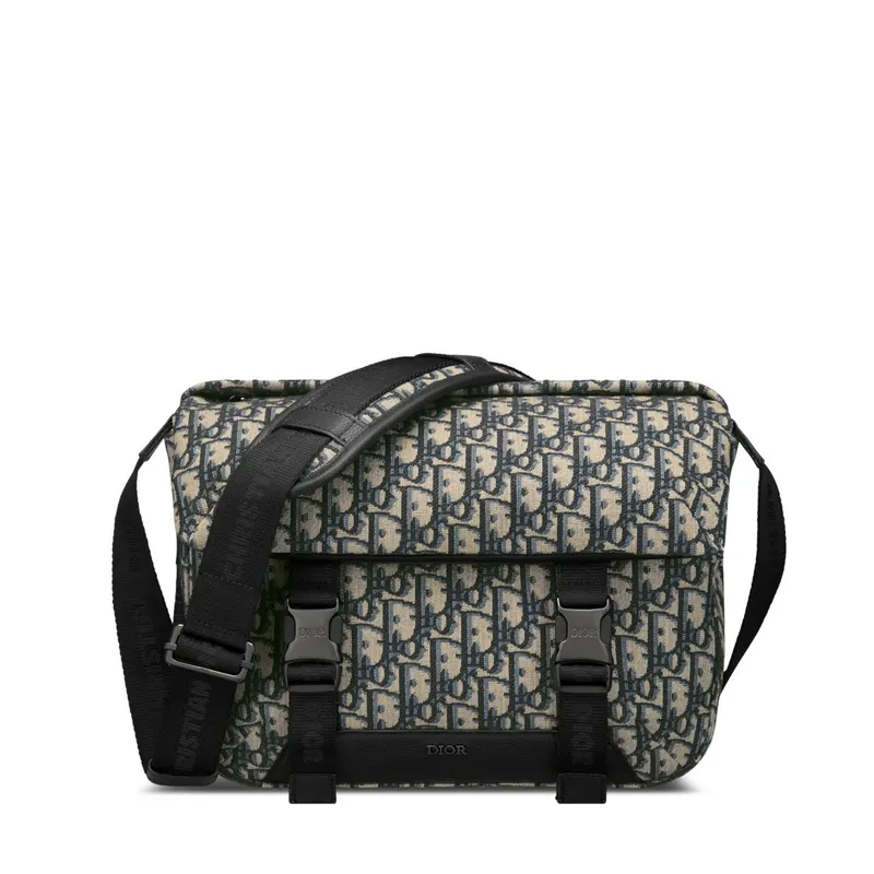 Dior Explorer